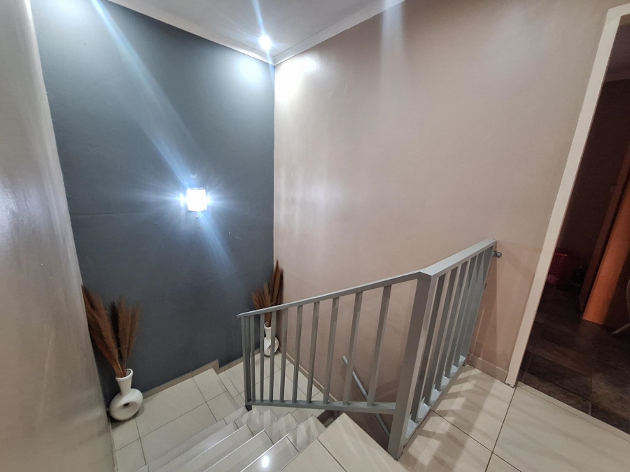 3 Bedroom Property for Sale in Waterval East North West